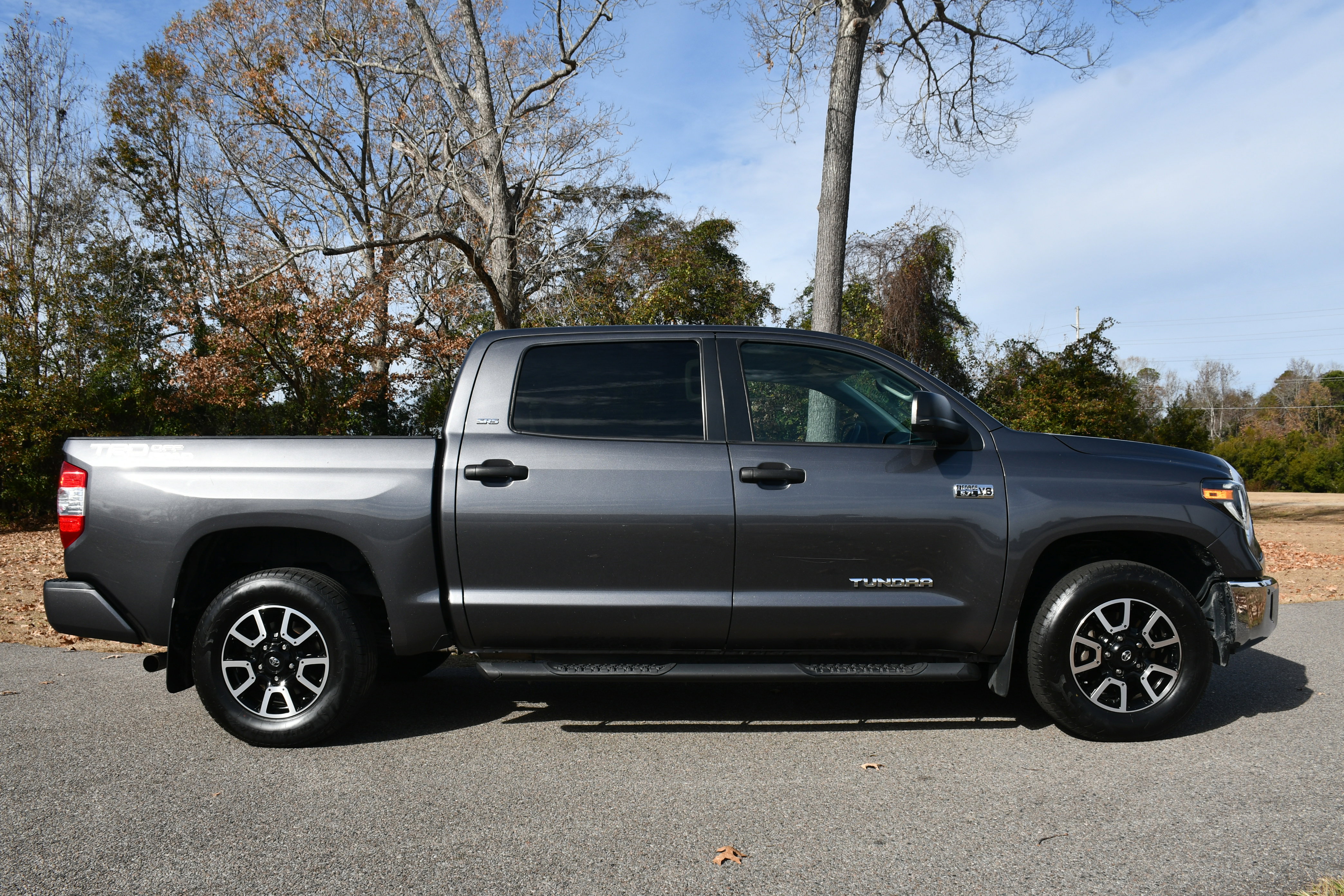 Used 2021 Toyota Tundra SR5 w/ TRD Off-Road Plus Package image 5