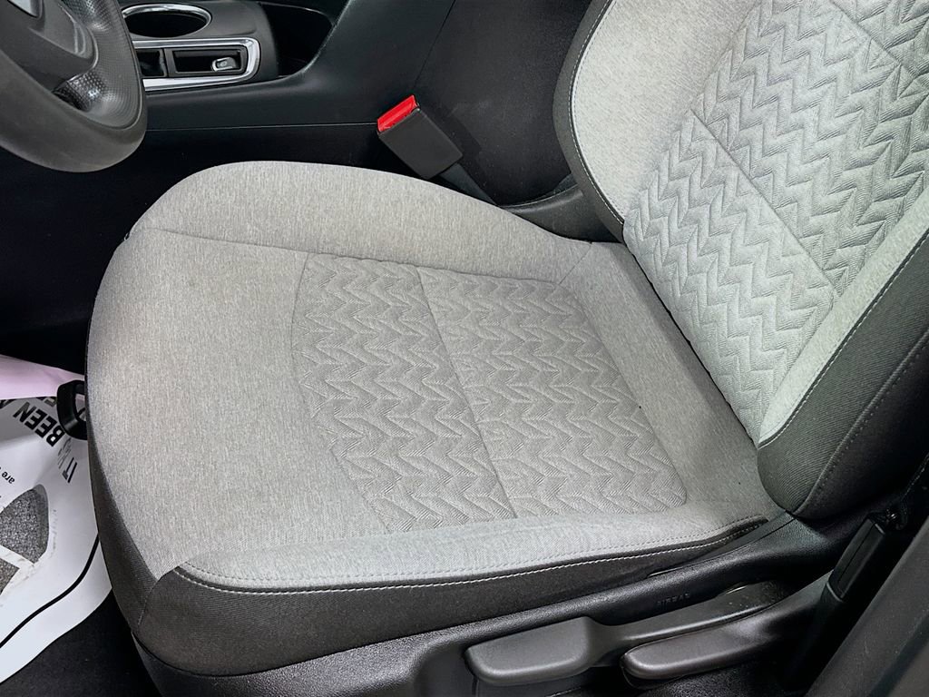 Used 2024 Chevrolet Equinox LS image 19