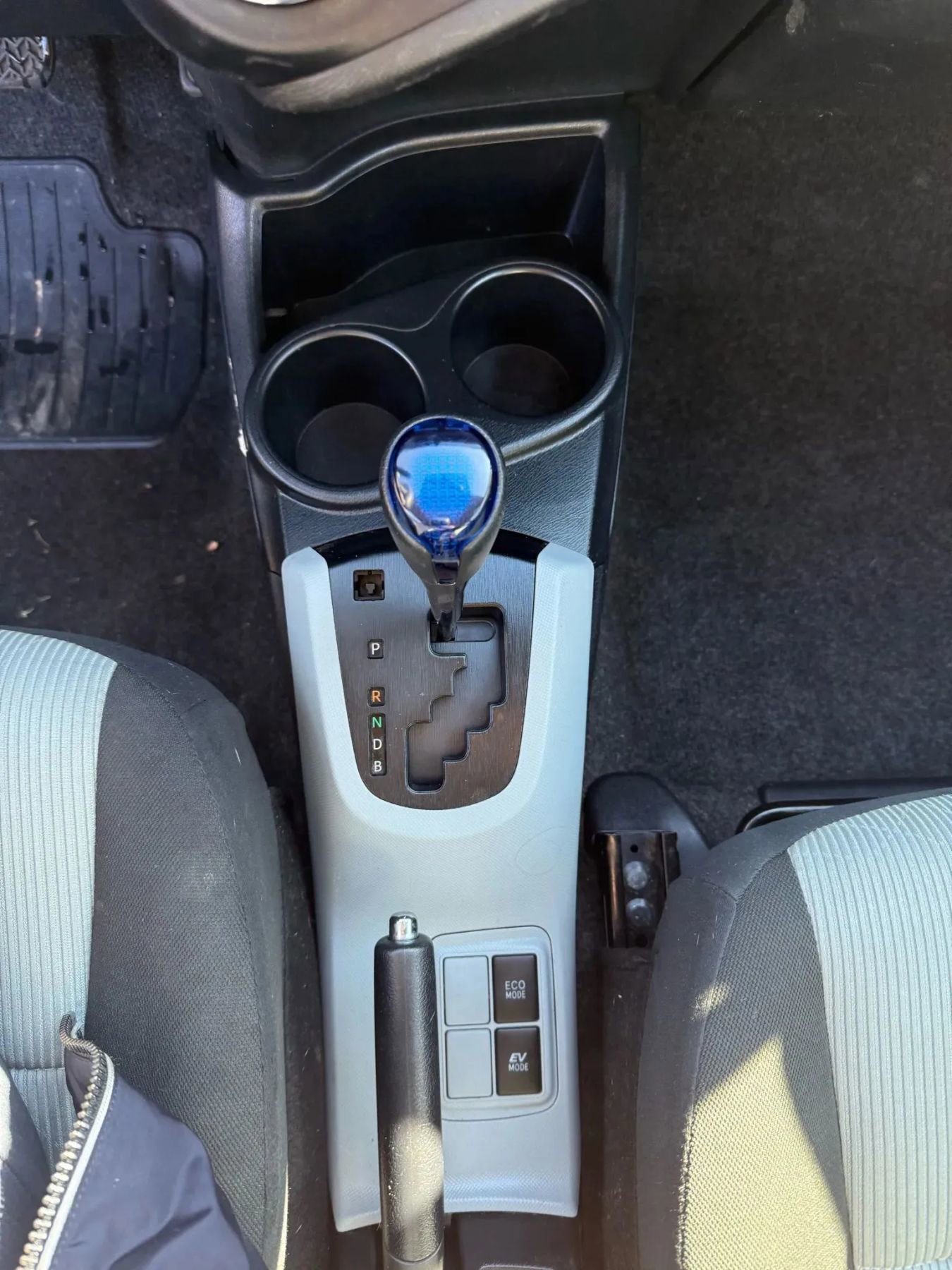 Used 2013 Toyota Prius C Three image 20