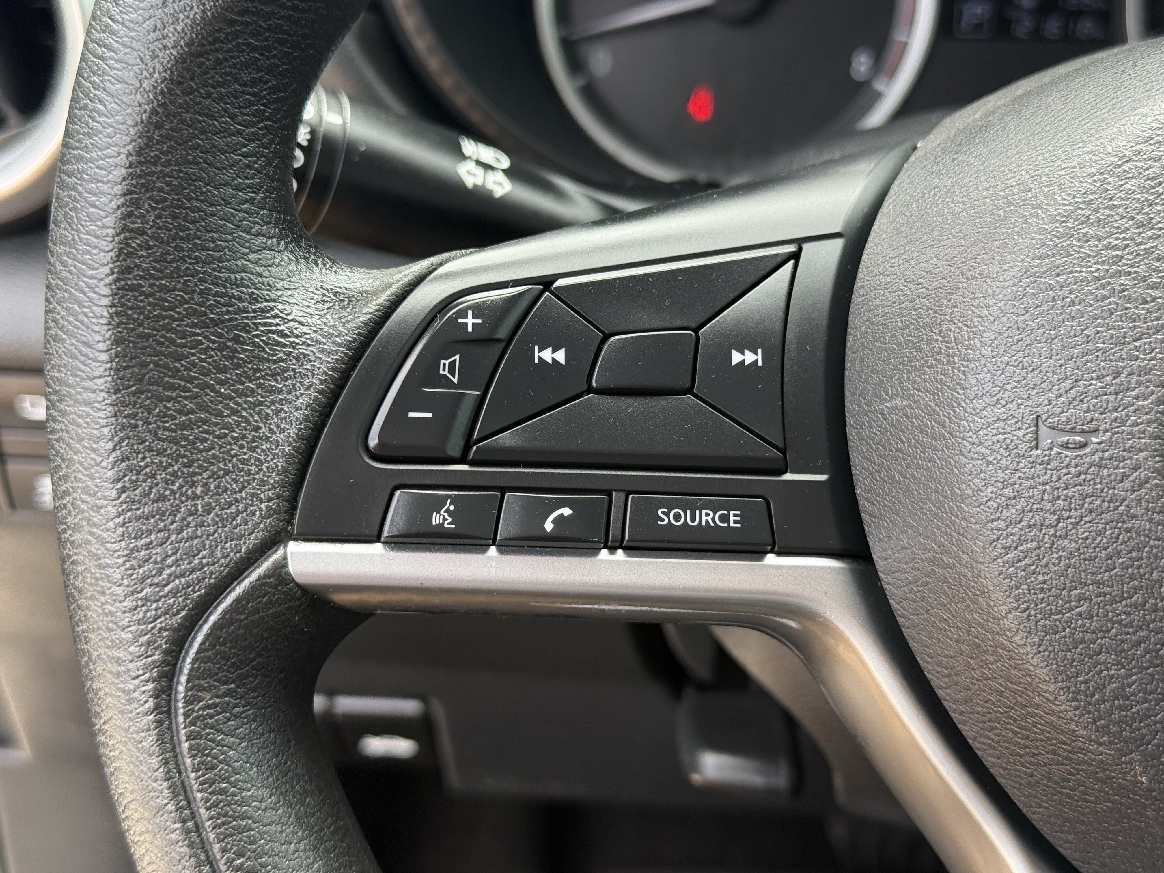 Used 2020 Nissan Versa S FWD image 15