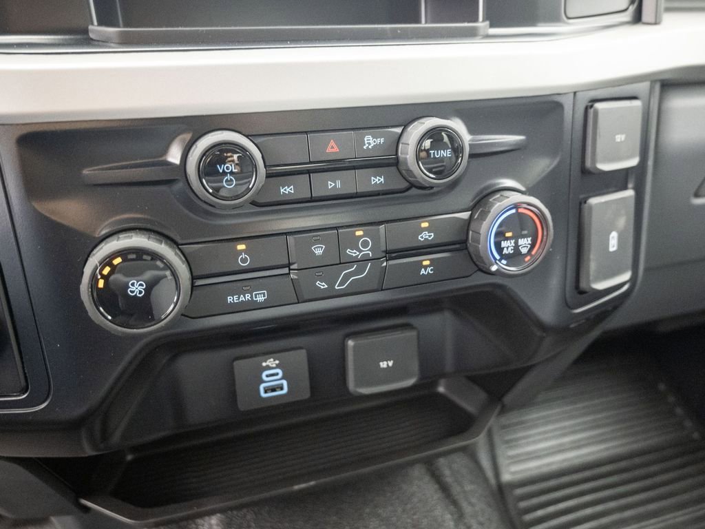 New 2026 Ford F450 XL w/ XL Chrome Package image 18