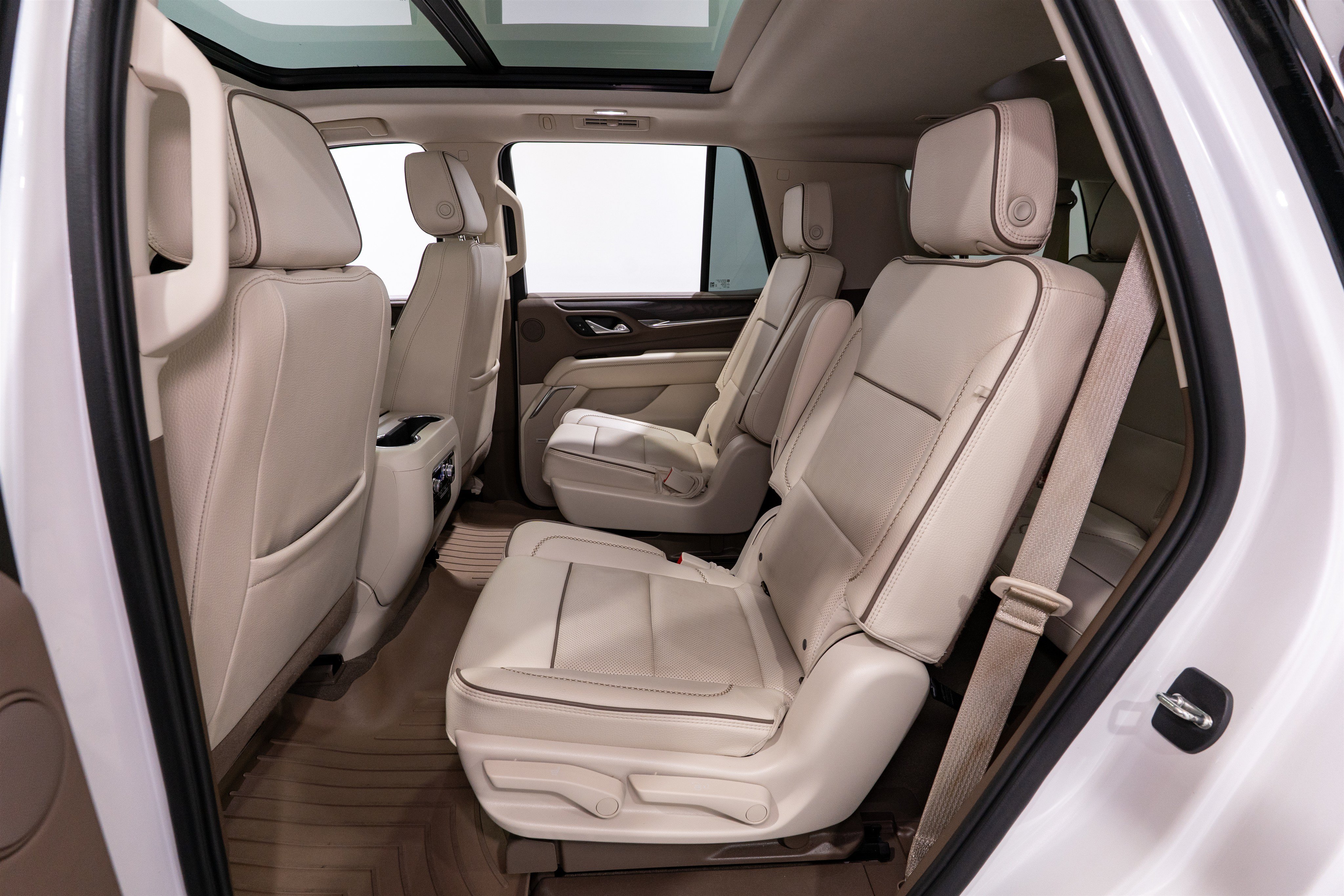 Used 2023 GMC Yukon Denali AWD/4WD image 35