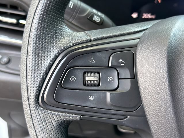 Used 2024 Buick Envista Preferred FWD image 24