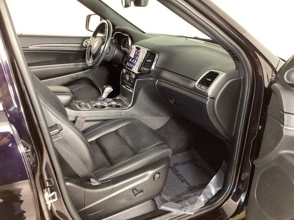 Used 2021 Jeep Grand Cherokee Limited AWD/4WD image 37