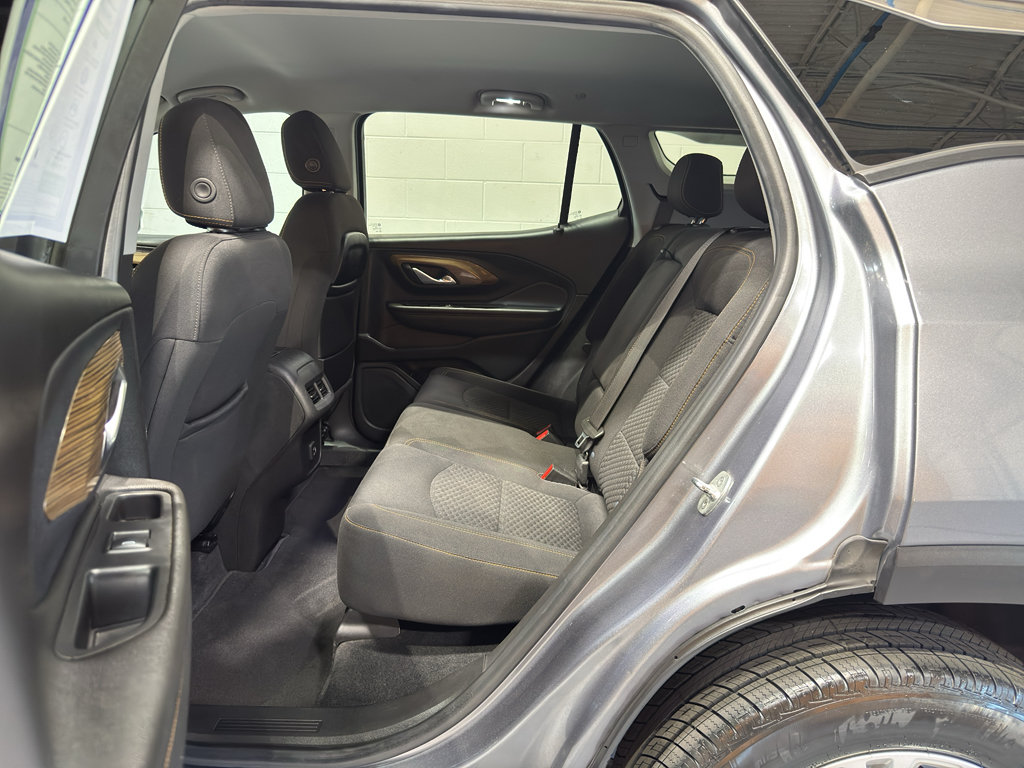 Used 2021 GMC Terrain SLE w/ Driver Convenience Package AWD/4WD image 10