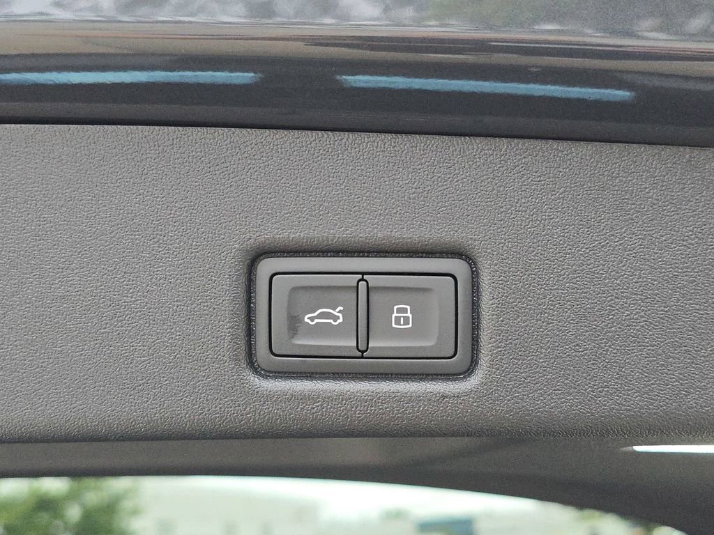 New 2026 Audi Q5 Premium Plus image 13