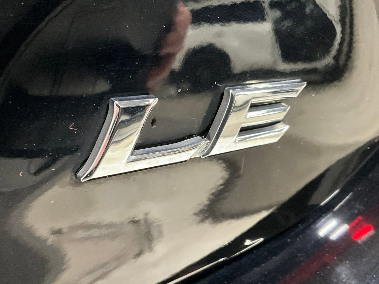 Used 2025 Toyota Camry LE image 10