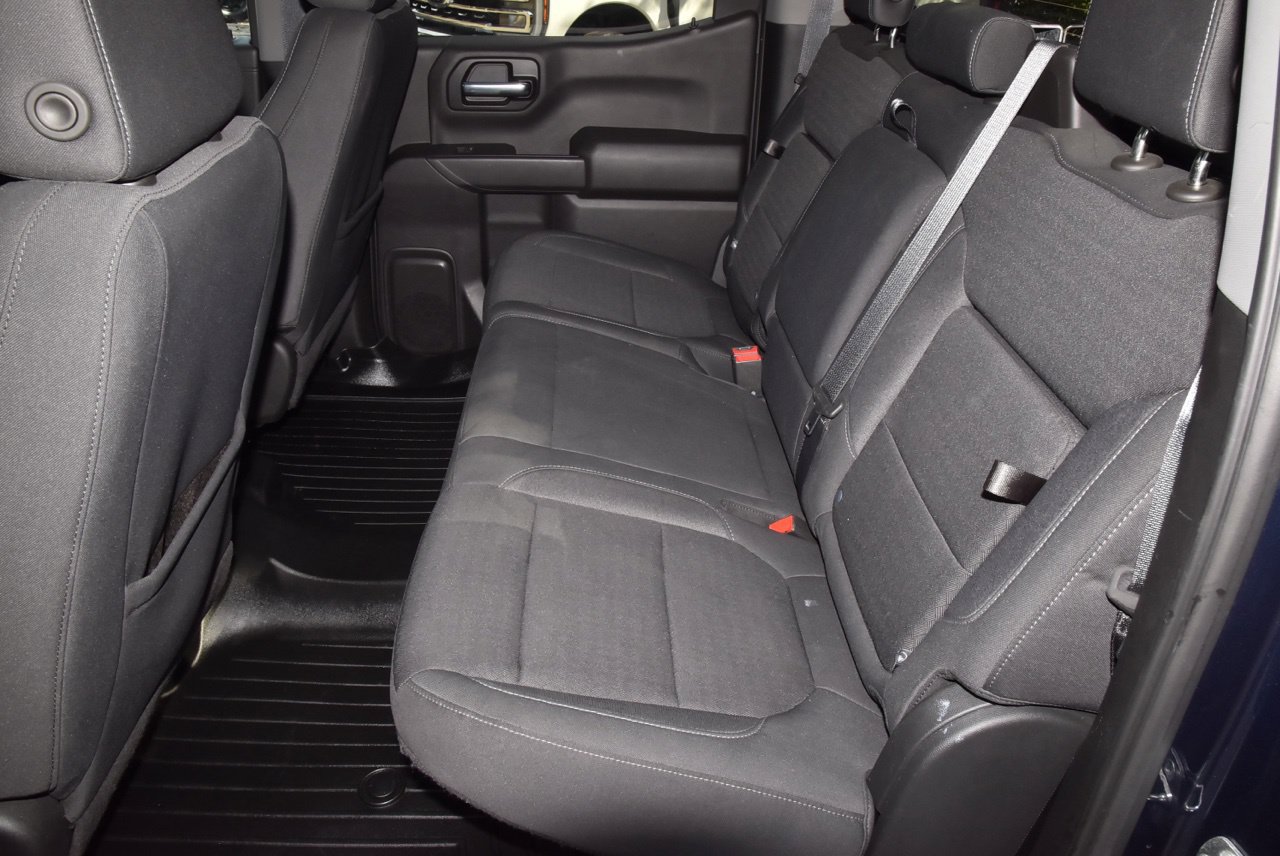Used 2021 Chevrolet Silverado 1500 LT w/ Convenience Package II AWD/4WD image 14