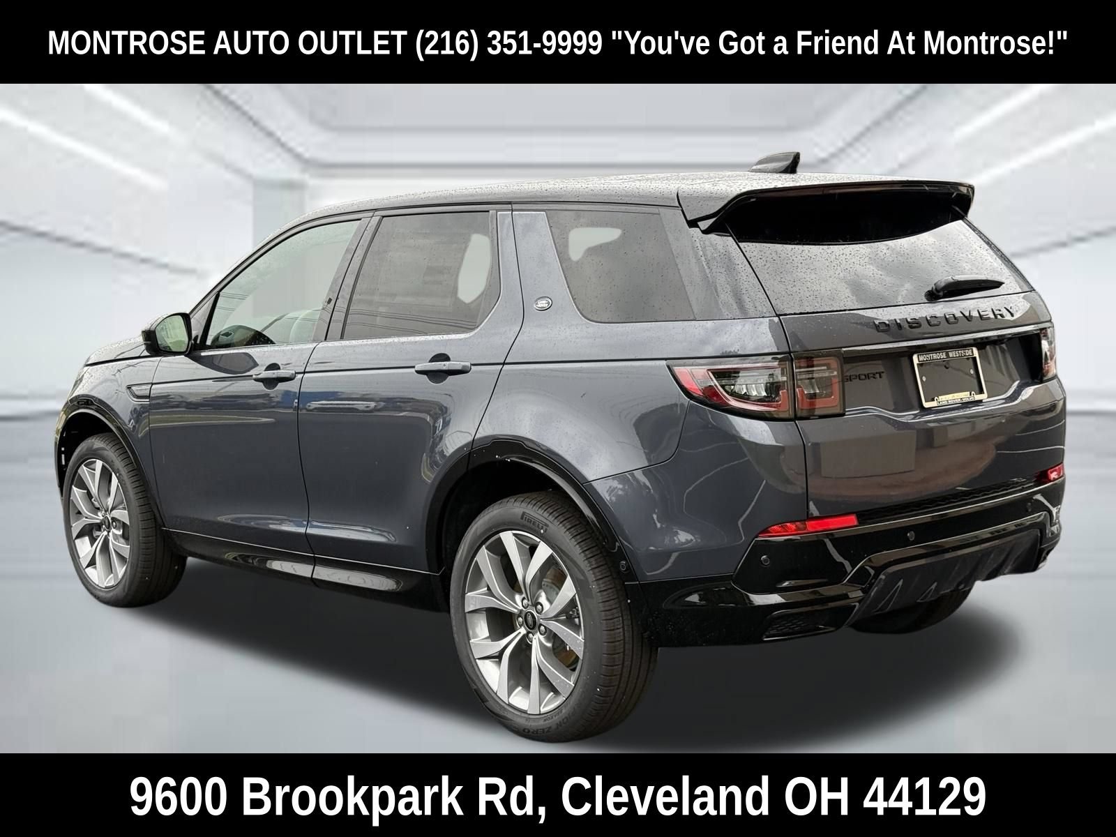 New 2026 Land Rover Discovery Sport Landmark AWD/4WD image 3