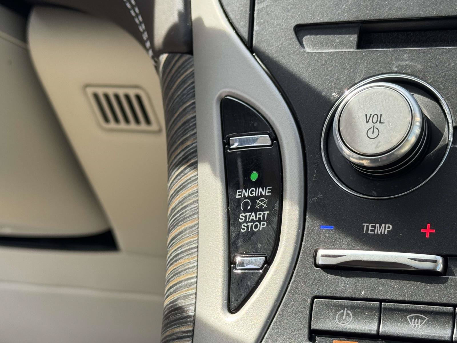 Used 2019 Lincoln Nautilus Black Label AWD/4WD image 6
