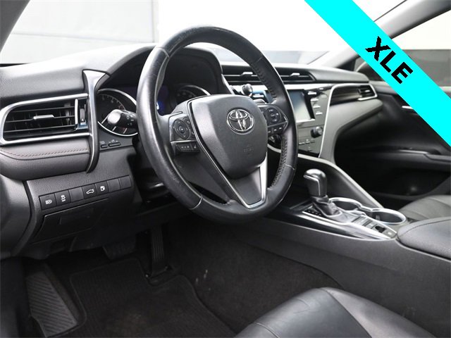 Used 2018 Toyota Camry XLE image 8