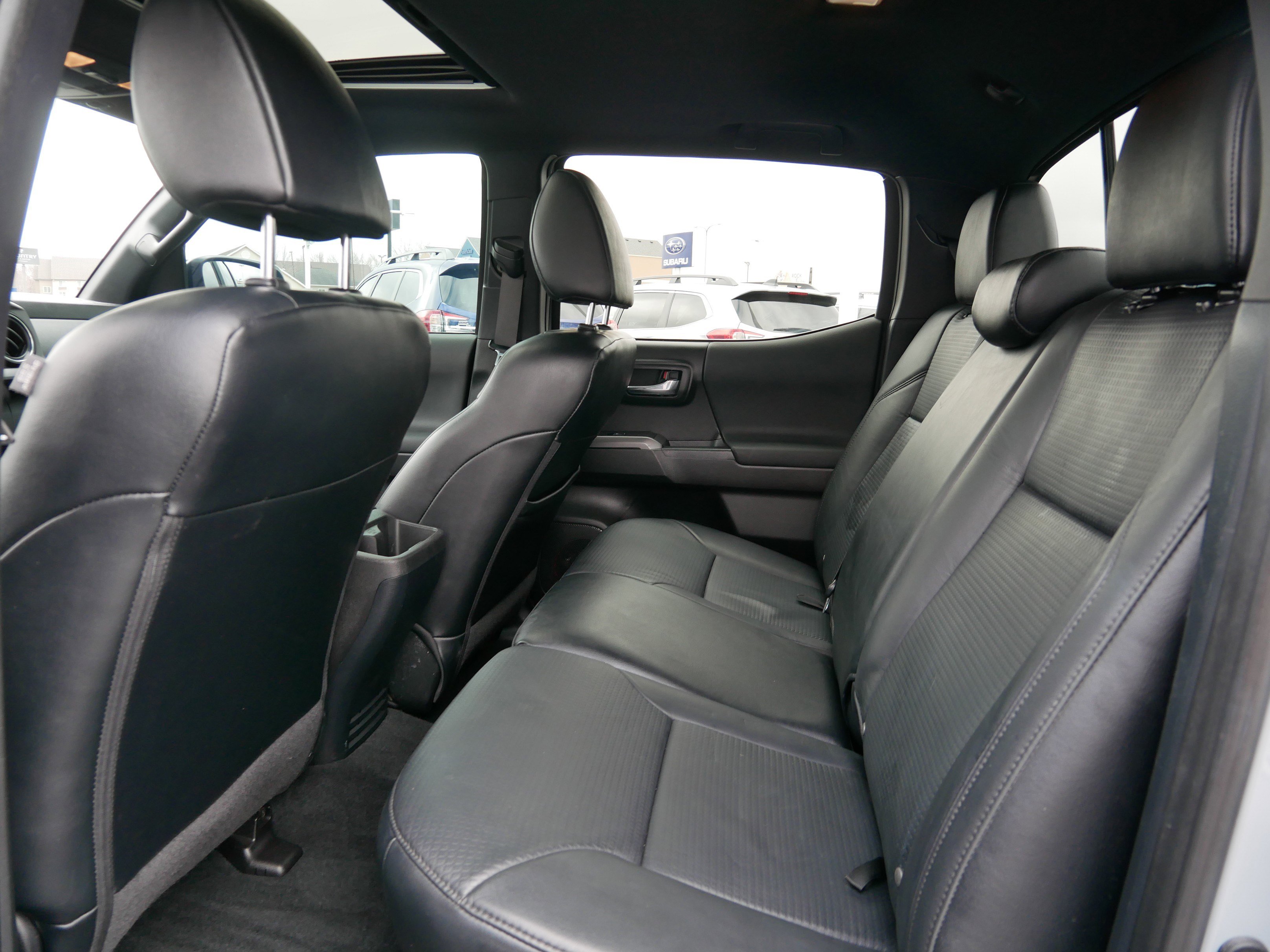 Used 2019 Toyota Tacoma TRD Sport image 33