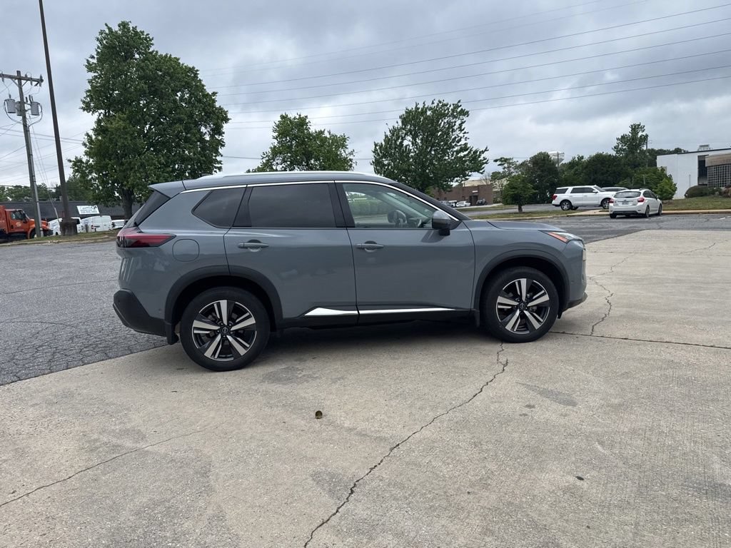 Used 2023 Nissan Rogue SL w/ SL Premium Package FWD image 7