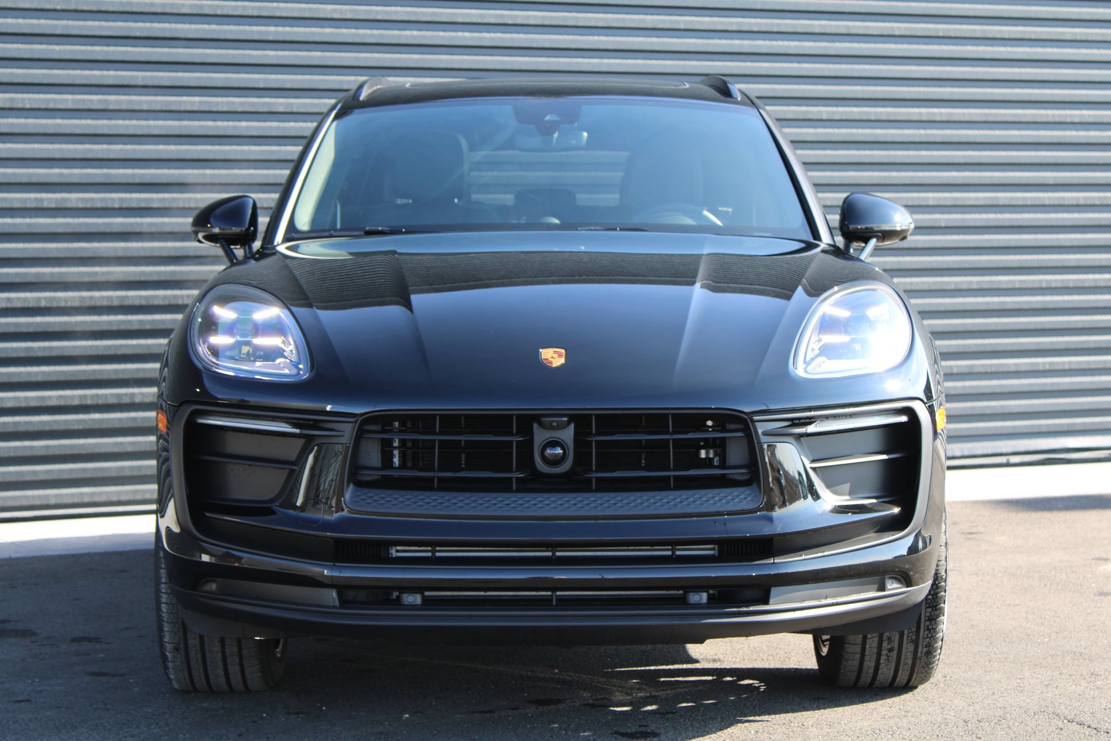 New 2026 Porsche Macan AWD/4WD image 6