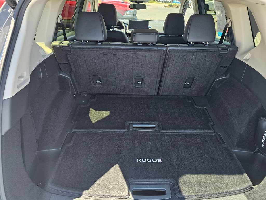 Certified 2025 Nissan Rogue SL AWD/4WD image 9