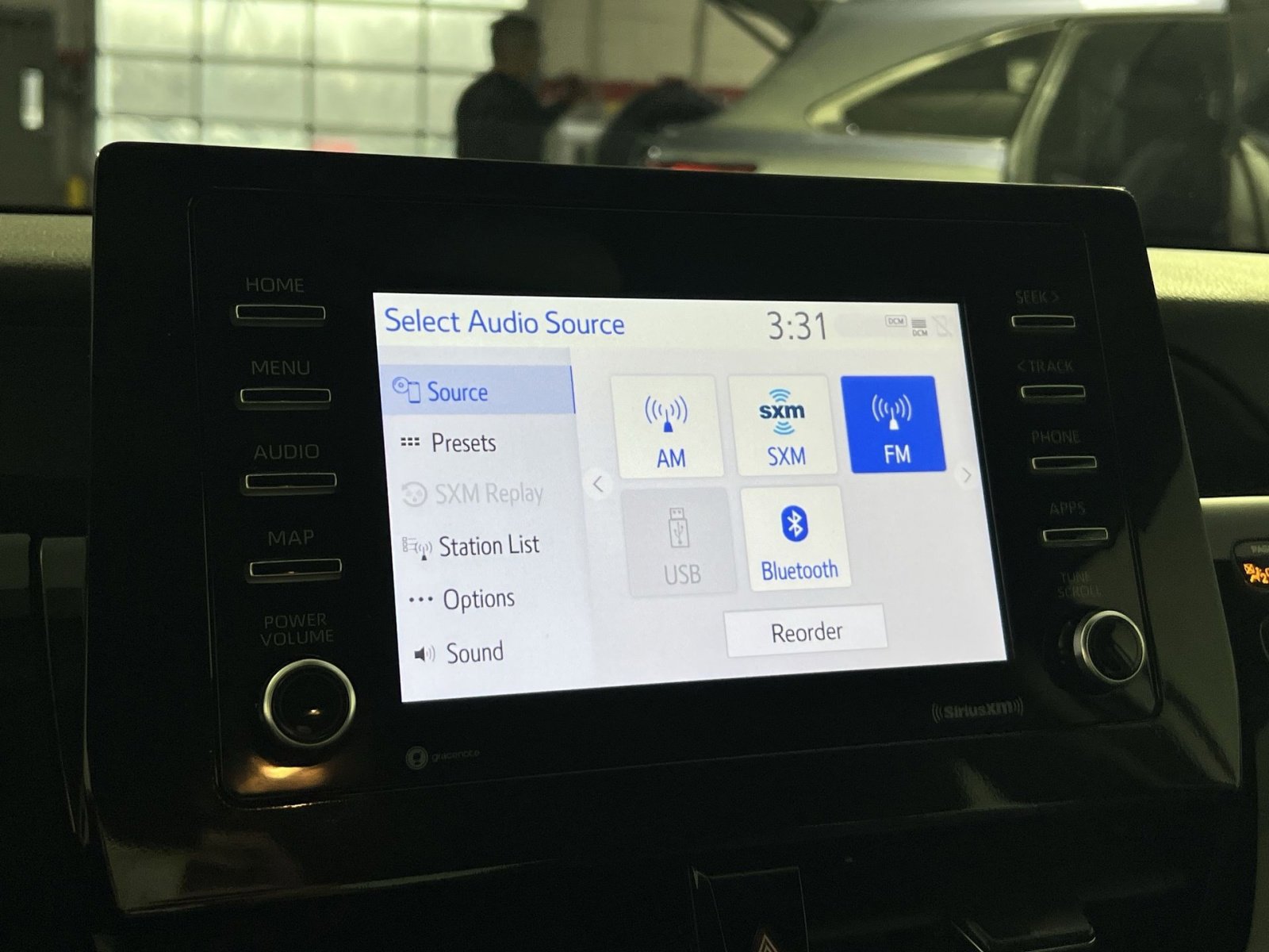 Used 2024 Toyota Camry SE image 18