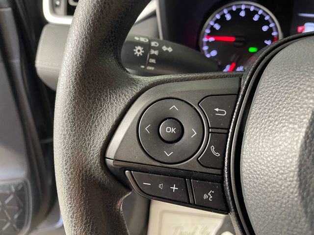 Used 2021 Toyota RAV4 LE AWD/4WD image 12