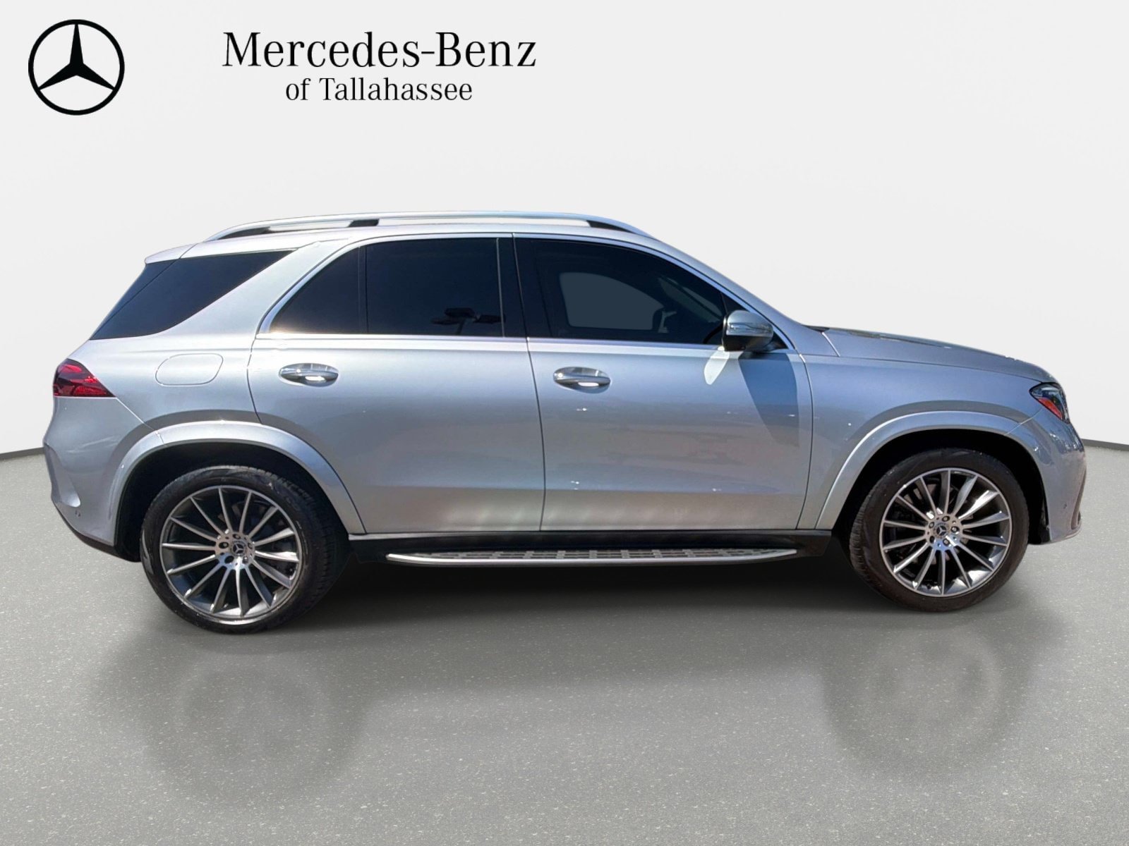 Certified 2025 Mercedes-Benz GLE 350 4MATIC image 4