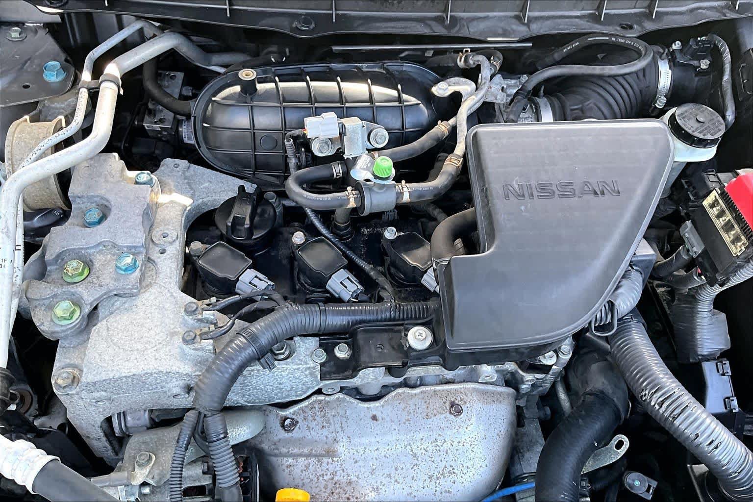 Used 2012 Nissan Rogue SV AWD/4WD image 32