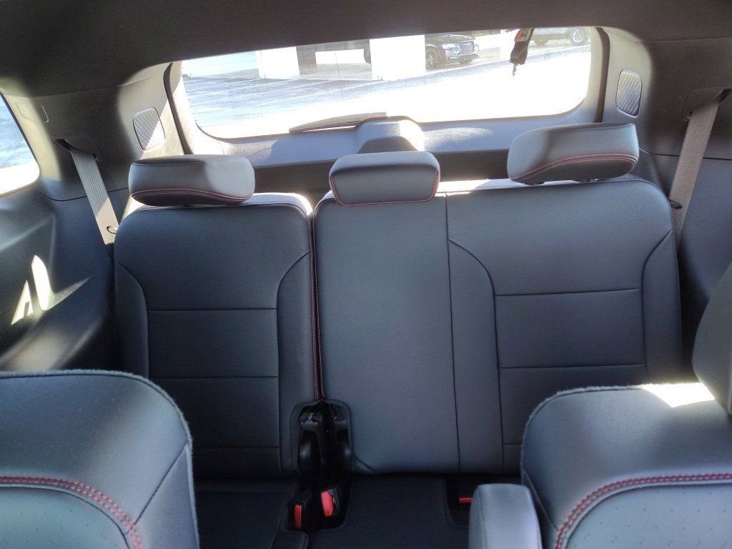 Used 2024 Chevrolet Traverse RS w/ LPO, Floor Liner Package image 12
