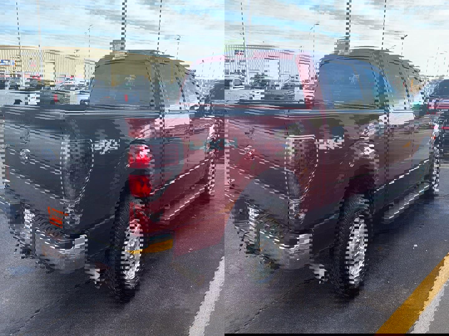 Used 2014 Ford F150 XLT image 5