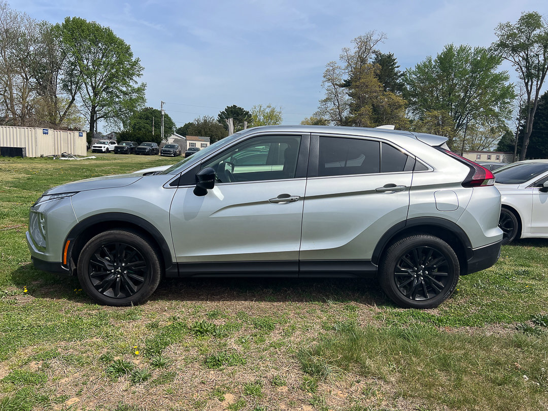 Used 2024 Mitsubishi Eclipse Cross AWD image 2