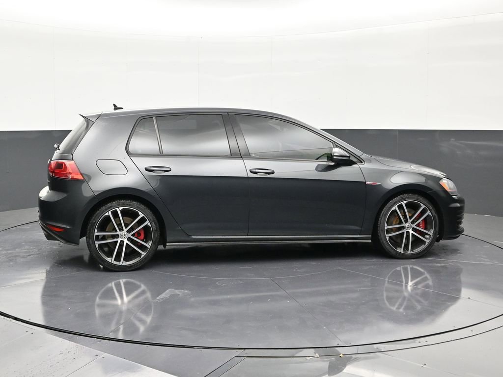 Used 2017 Volkswagen GTI Sport image 6