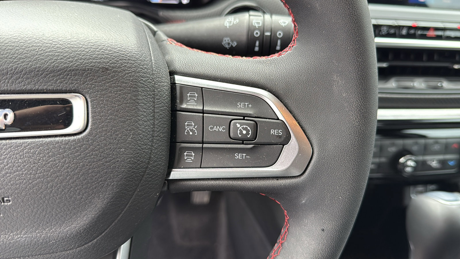 Certified 2024 Jeep Compass Trailhawk w/ Trailhawk Elite Group image 17