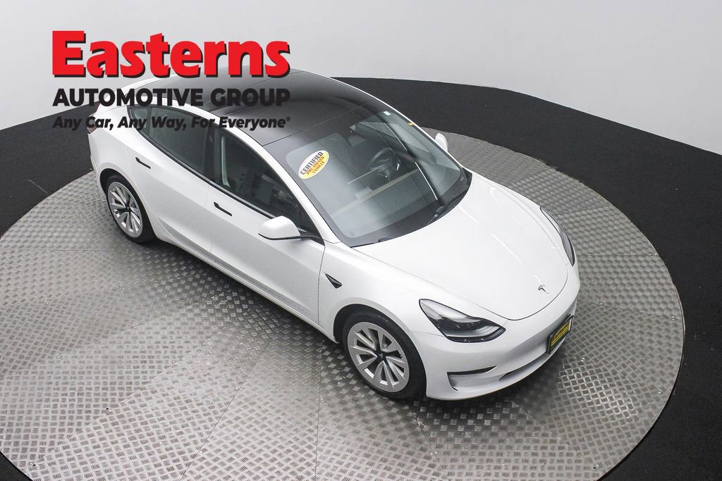Used 2023 Tesla Model 3 Standard Range RWD image 3