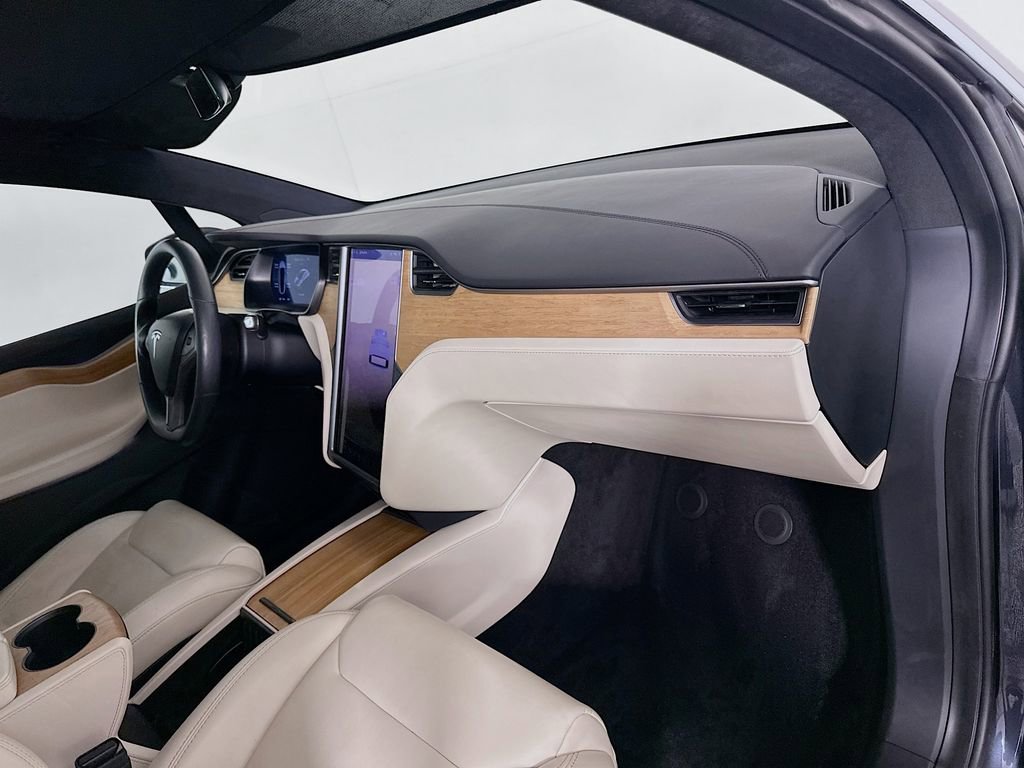 Used 2019 Tesla Model X Long Range image 29