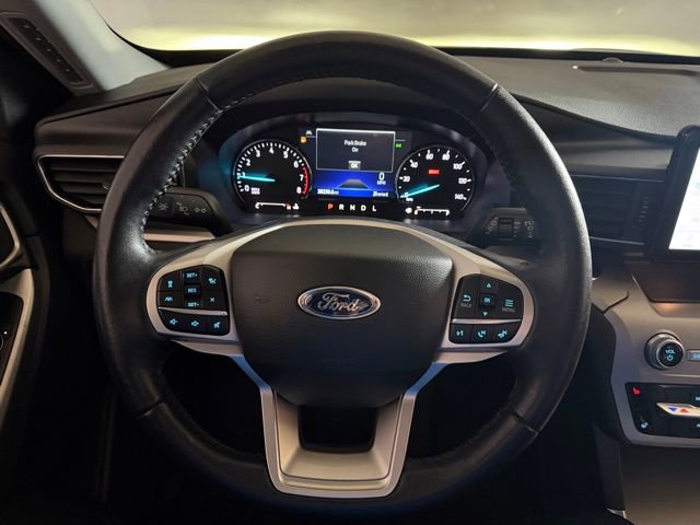 Used 2022 Ford Explorer XLT w/ Equipment Group 202A AWD/4WD image 29