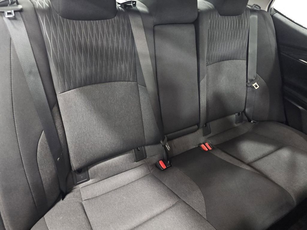 Used 2025 Toyota Camry LE FWD image 25