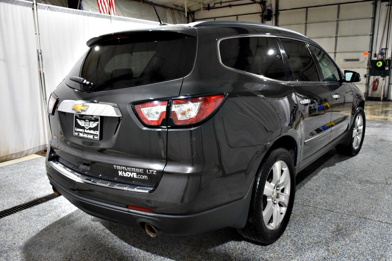 Used 2014 Chevrolet Traverse LTZ FWD image 24