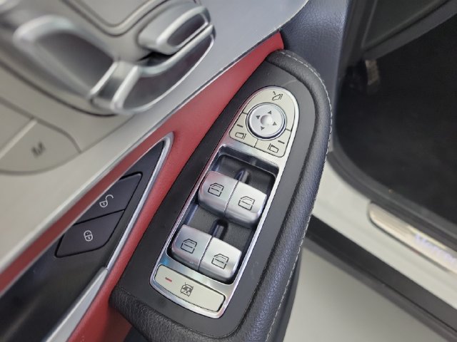 Used 2022 Mercedes-Benz GLC 300 w/ AMG Line image 20