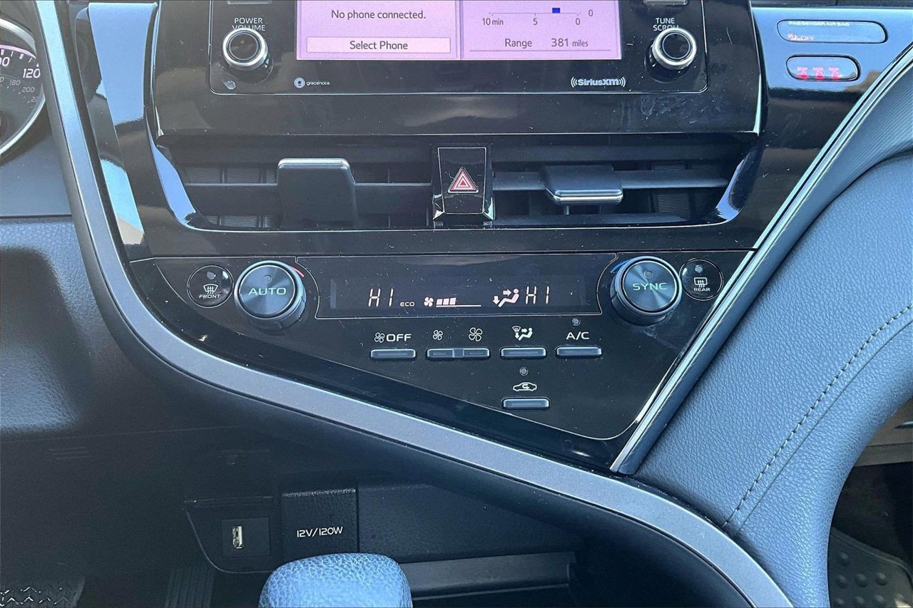 Used 2023 Toyota Camry LE image 16