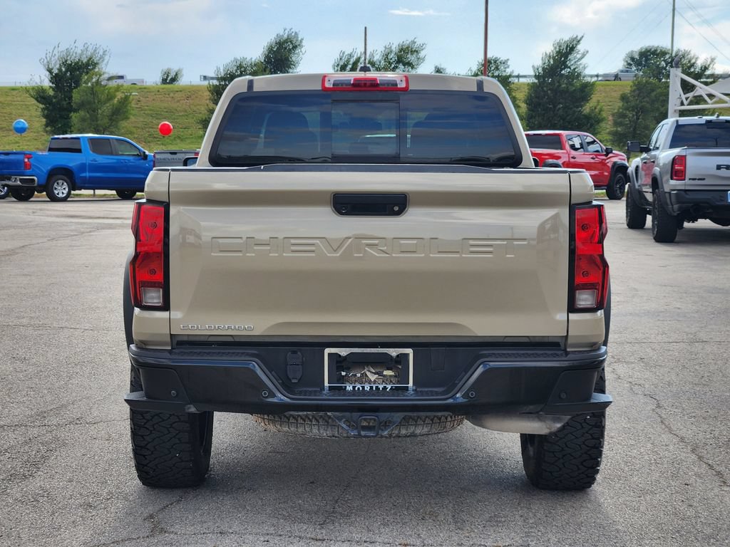 Used 2024 Chevrolet Colorado Trail Boss w/ Technology Package AWD/4WD image 6