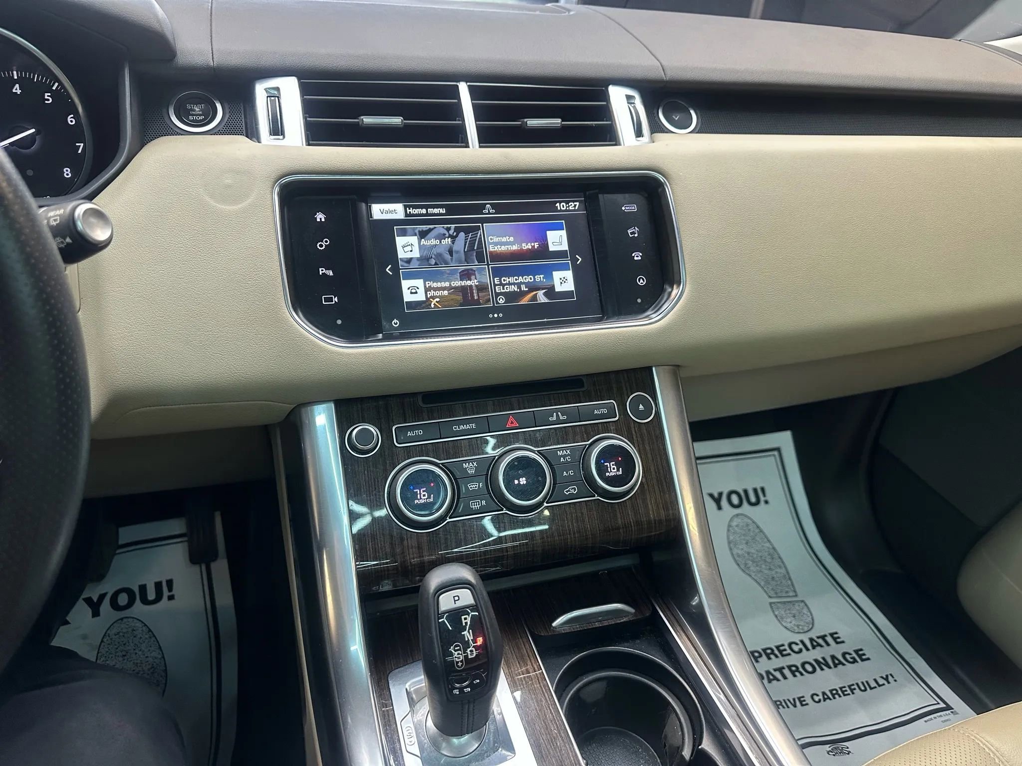 Used 2016 Land Rover Range Rover Sport SE image 15