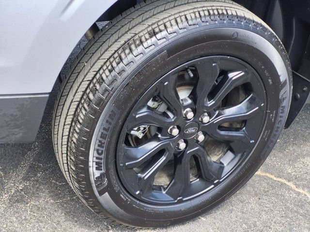Used 2024 Ford Maverick XLT w/ XLT Luxury Package FWD image 7