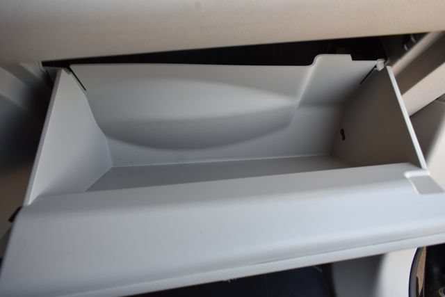 Used 2024 Chrysler Pacifica Touring-L FWD image 43