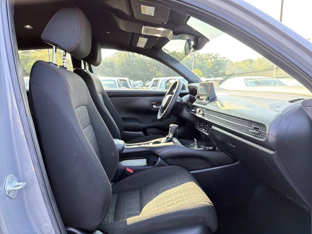 Used 2024 Honda HR-V Sport image 17