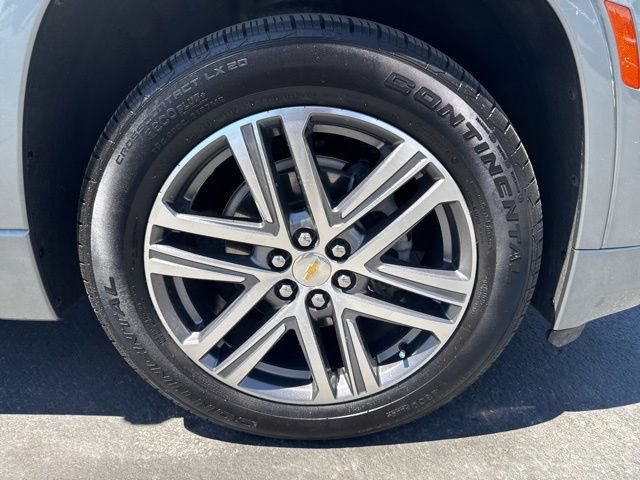 Used 2024 Chevrolet Traverse High Country w/ LPO, Floor Liner Package AWD/4WD image 9