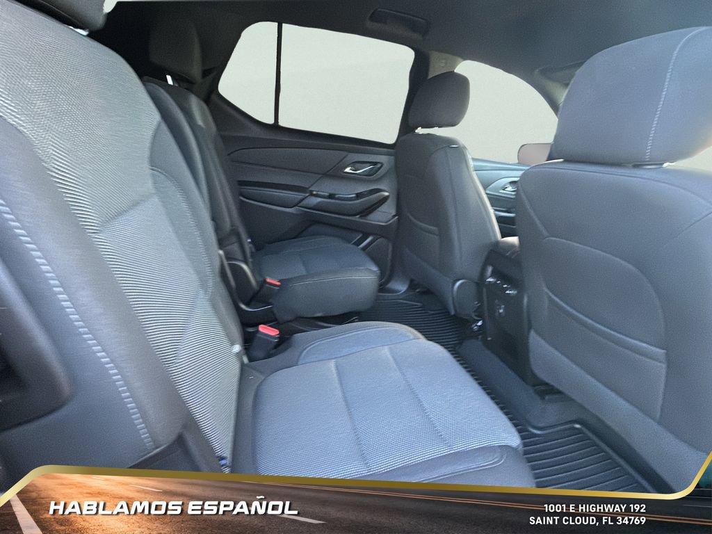 Used 2023 Chevrolet Traverse LT image 23