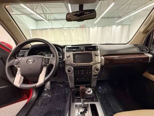Used 2016 Toyota 4Runner Limited AWD/4WD image 18