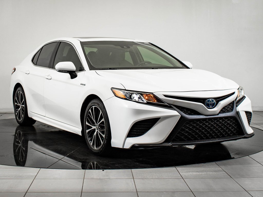 Used 2018 Toyota Camry SE image 12