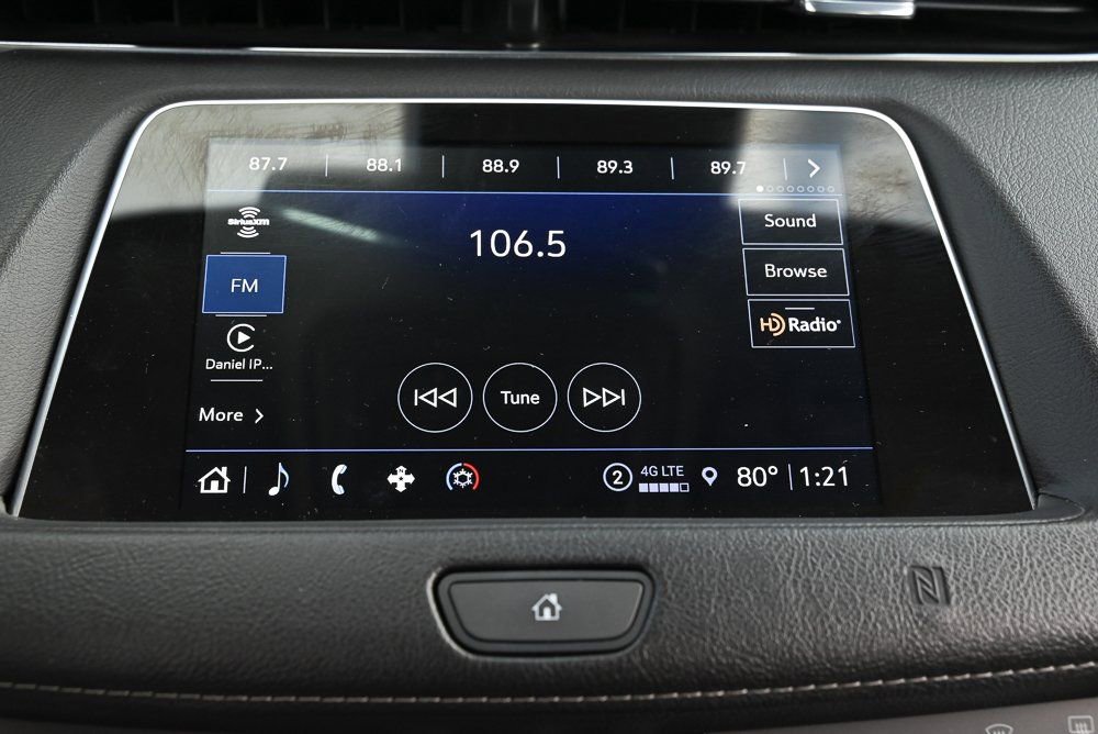 Used 2021 Cadillac XT4 Luxury FWD image 25