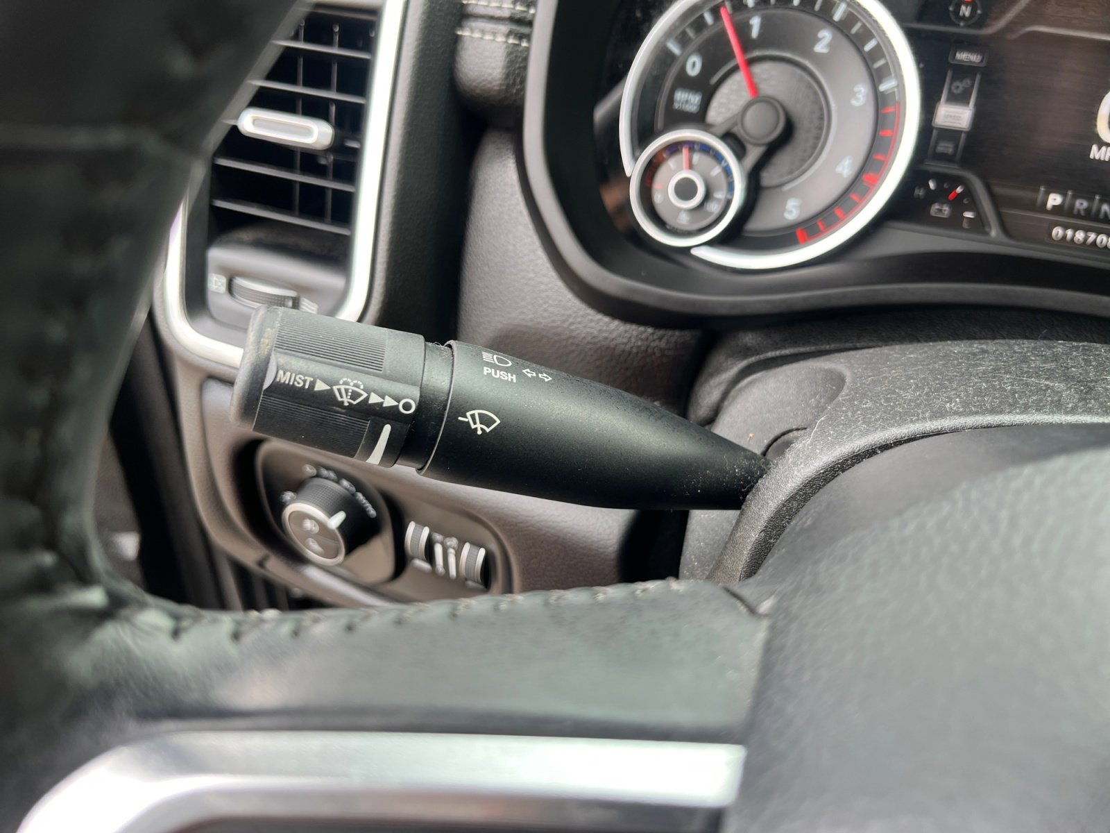 Used 2022 RAM 2500 Laramie w/ Night Edition AWD/4WD image 12