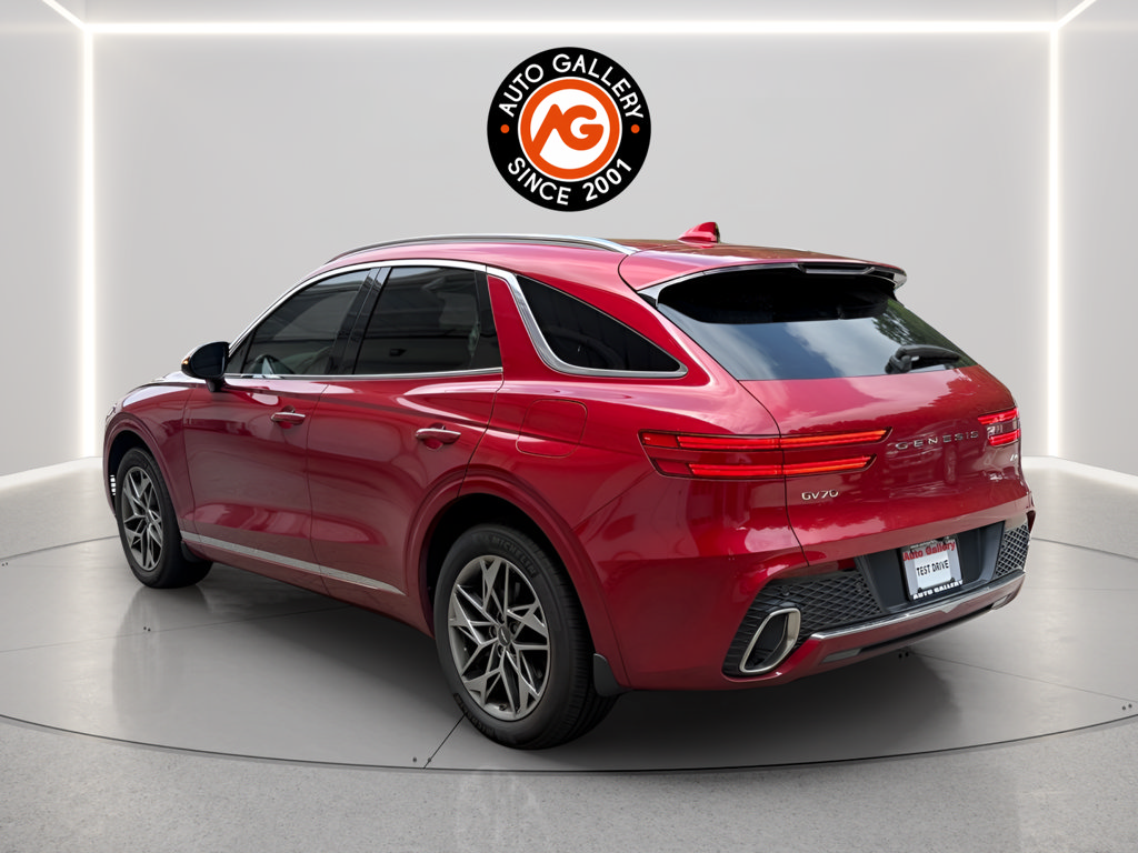 Used 2022 Genesis GV70 2.5T w/ Select Package AWD/4WD image 6