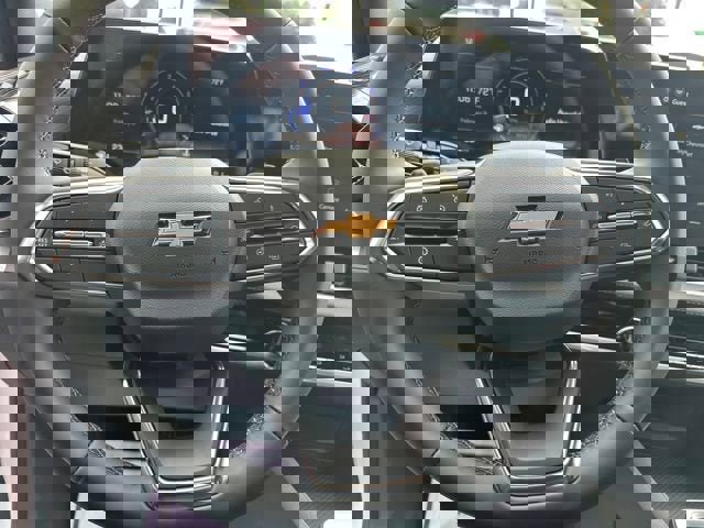 New 2026 Chevrolet Equinox LT image 17