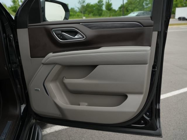 Used 2022 GMC Yukon XL SLT w/ SLT Premium Package AWD/4WD image 22