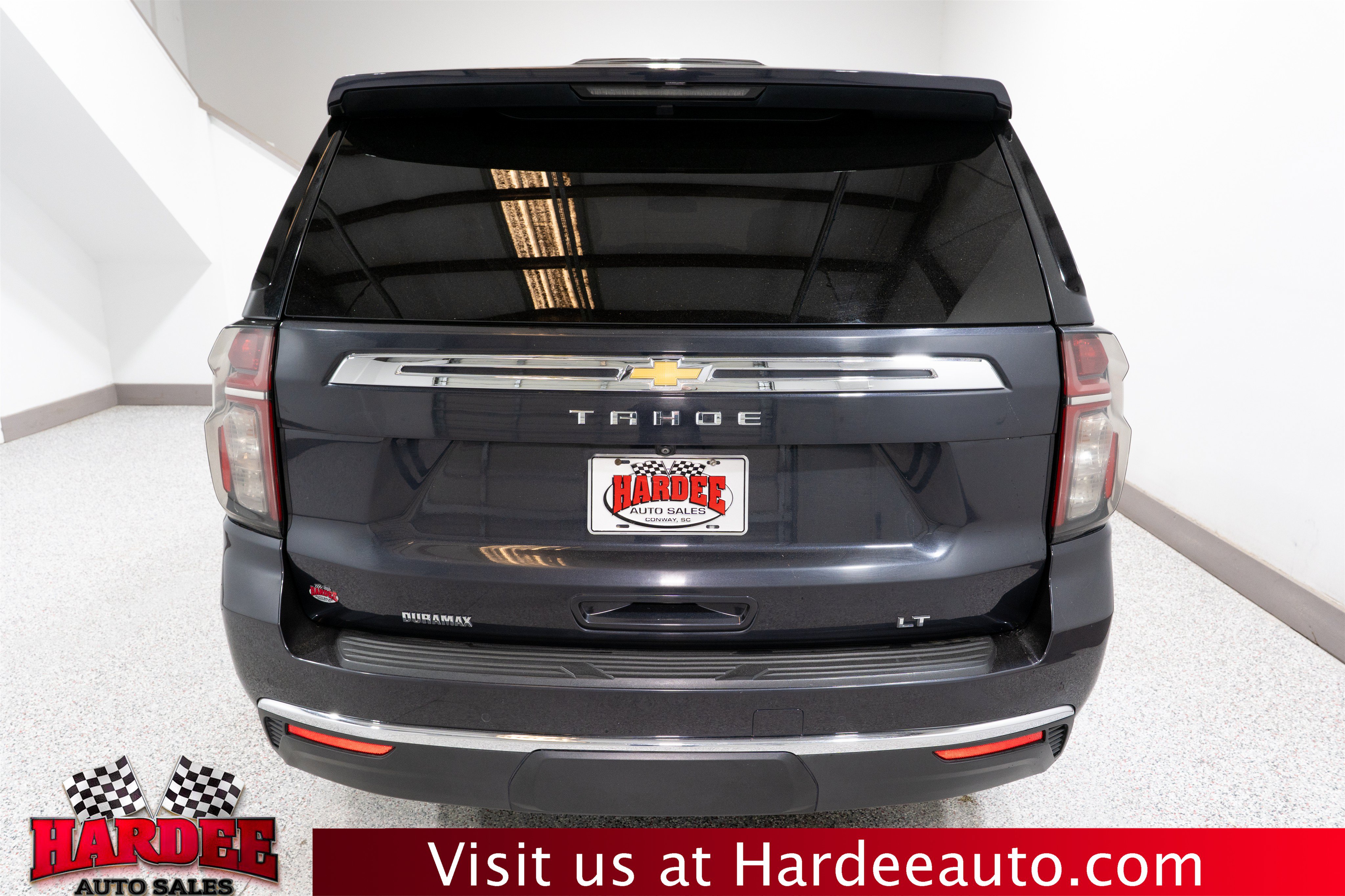 Used 2022 Chevrolet Tahoe LT w/ Luxury Package AWD/4WD image 4